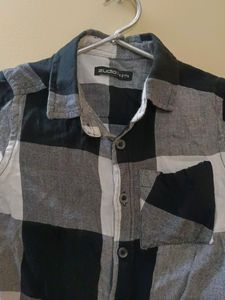 HALF SHIRT