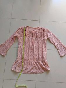 Bids Work Top For Girls