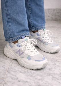 New Balance Sneakers