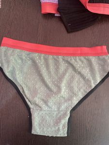 1pc Panty Women All Sizes New Cash Rs 30 Each