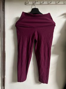 Burgundy Cropped Leggings