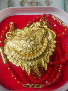 Gold Heart Pendant Necklace