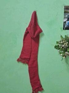 Red Knitted Hooded Scarf 🧣