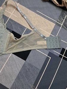 combo Of Four  Imported triumph  bra n panty