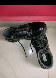 Aerosteel Men&#39;s Safety Shoes