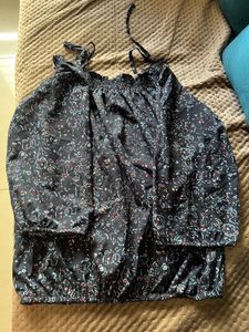 Women Navy blue printed bardot top