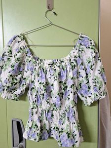 Floral Puff Sleeve Top