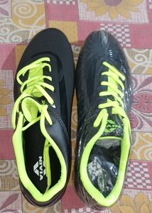 Football Shoes For Men And Women