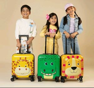 Kids luggage 🧳