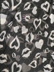 Heart Print black and white Shrug