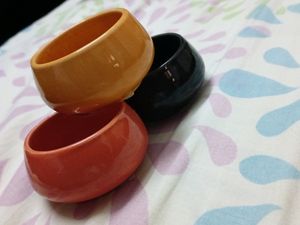 Ceramic Beautiful Bowls - New With Tag