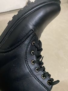 Black Boots