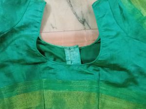 Shaded Green Saree With Stitched Blouse