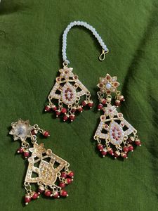 Earrings With Mangtika