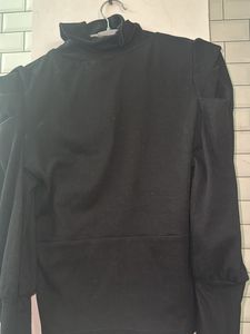 Turtul Neck Top