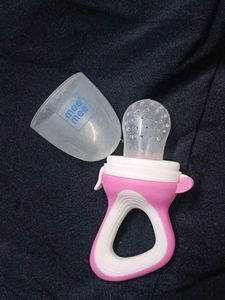 Baby Sukkur And Spoon Food Dispenser