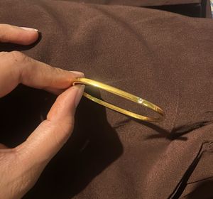 Anti-tarnish - 18k Gold Plated Square Bangle