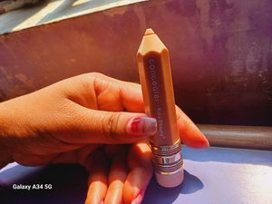 Liquid Corrector Of Kiss Beauty
