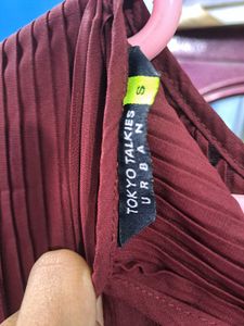 Burgundy Sleeveless Midi Dress