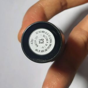 Elle 18 Lipstick Maroon City (Matte)
