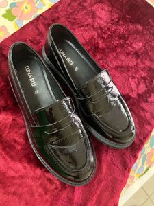 Luna Blu Black Patent Leather Loafers - Size 37