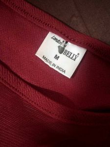 Red Sleeveless Crop Top