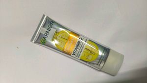Garnier Bright Complete Vitamin C Face Wash