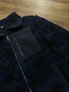 Uniqlo Fleece Jacket unisex