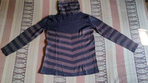 🆕🖤 BRAND NEW Striped Knit Sweater Top🖤🆕