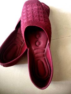 😍 Traditional Footwear