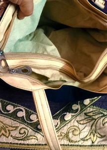 Shoulder Bags