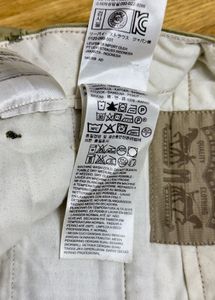 Original Levi’s Cargo Hardly Ever Worn