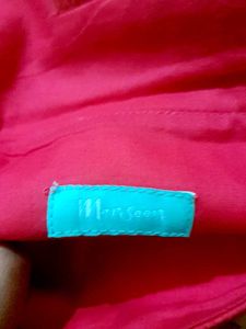 🎀Pink Embellished Sling Bag