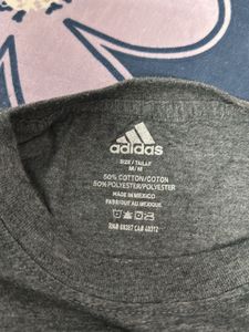 Adidas Tshirt