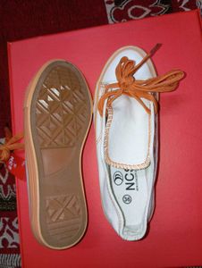 Women Orange Training Canvas Sneakers