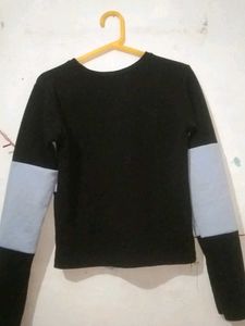 Color Black and sky-blue mix Long Sleeve Top