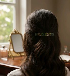 ❗SALE❗ Green Hair CLAW CLIP 💚