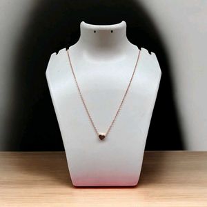 Single Line Chains Pendants