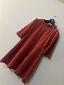 Casual terracotta dress
