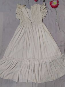Ivory Lace Dress For Girls(Bust-26)