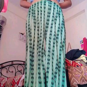 Palazzo Pant With Print.