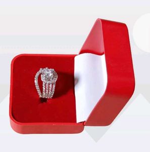 Sparkling Silver Ring