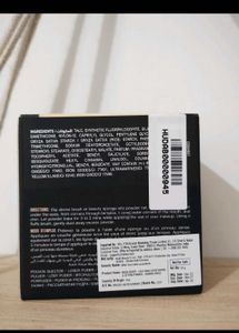 Huda Beauty Easy Bake Baking Powder