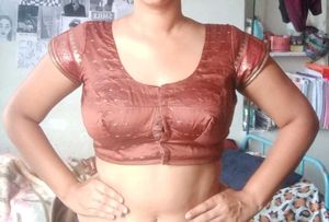 BROWN SAREE🐻