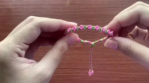 Flower Bracelet