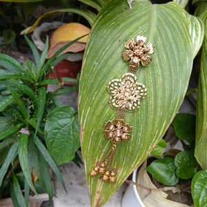 Elegant Golden Long Brooch