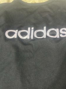 Adidas T-shirt