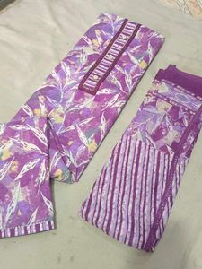 Beautiful Girlish Suit With Print Bottom