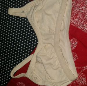 BUY 2 GET 1 FREE ( SPORTS BRA )