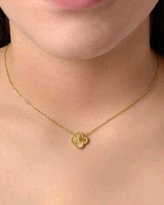 Gold clover Anti Tarnish Necklace